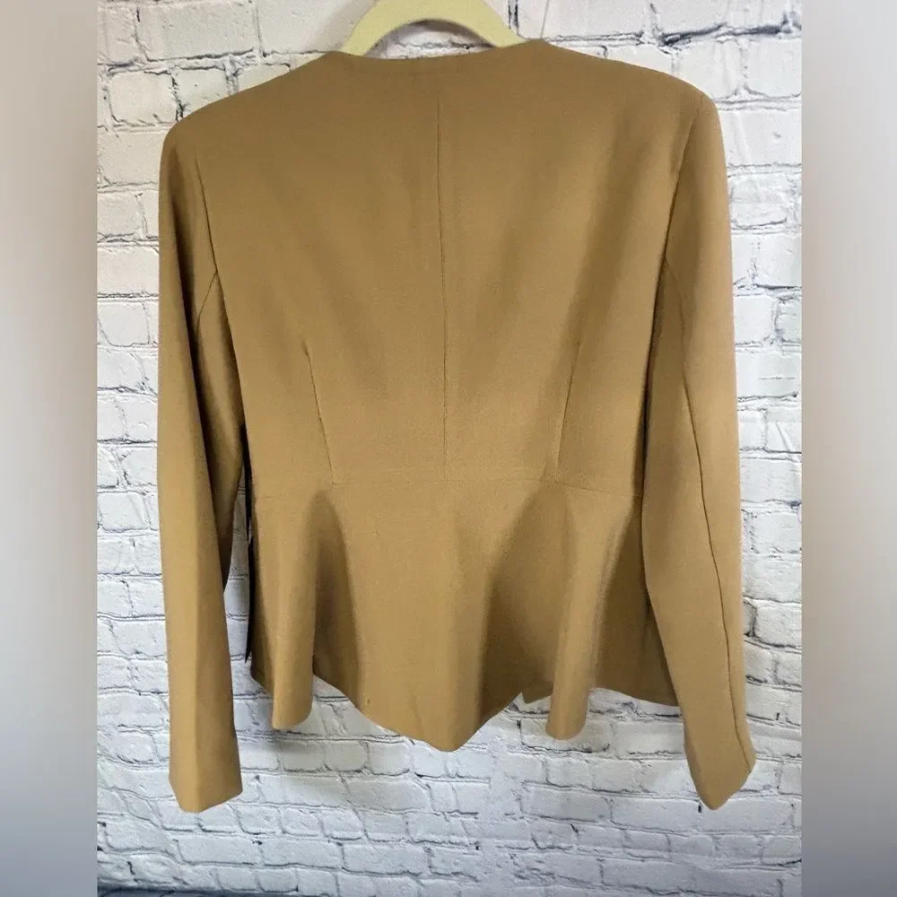 Chico’s 1 Black Label Sweet Caramel Preppy Academia Businesscore Peplum Blazer 8
